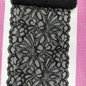 Encaje Elásticado Negro Joha 18cm p/metro